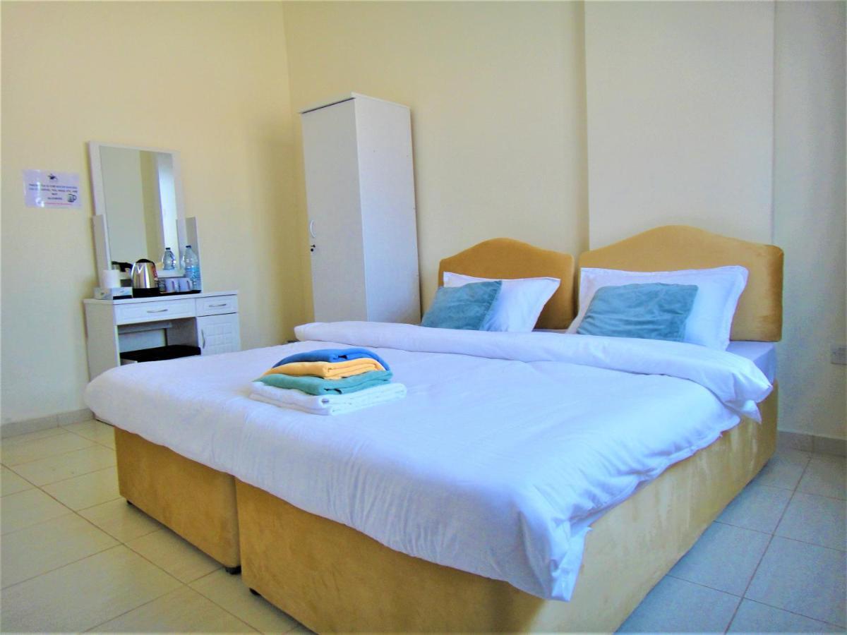 Abu Hail Star Residence - Home Stay دبي المظهر الخارجي الصورة